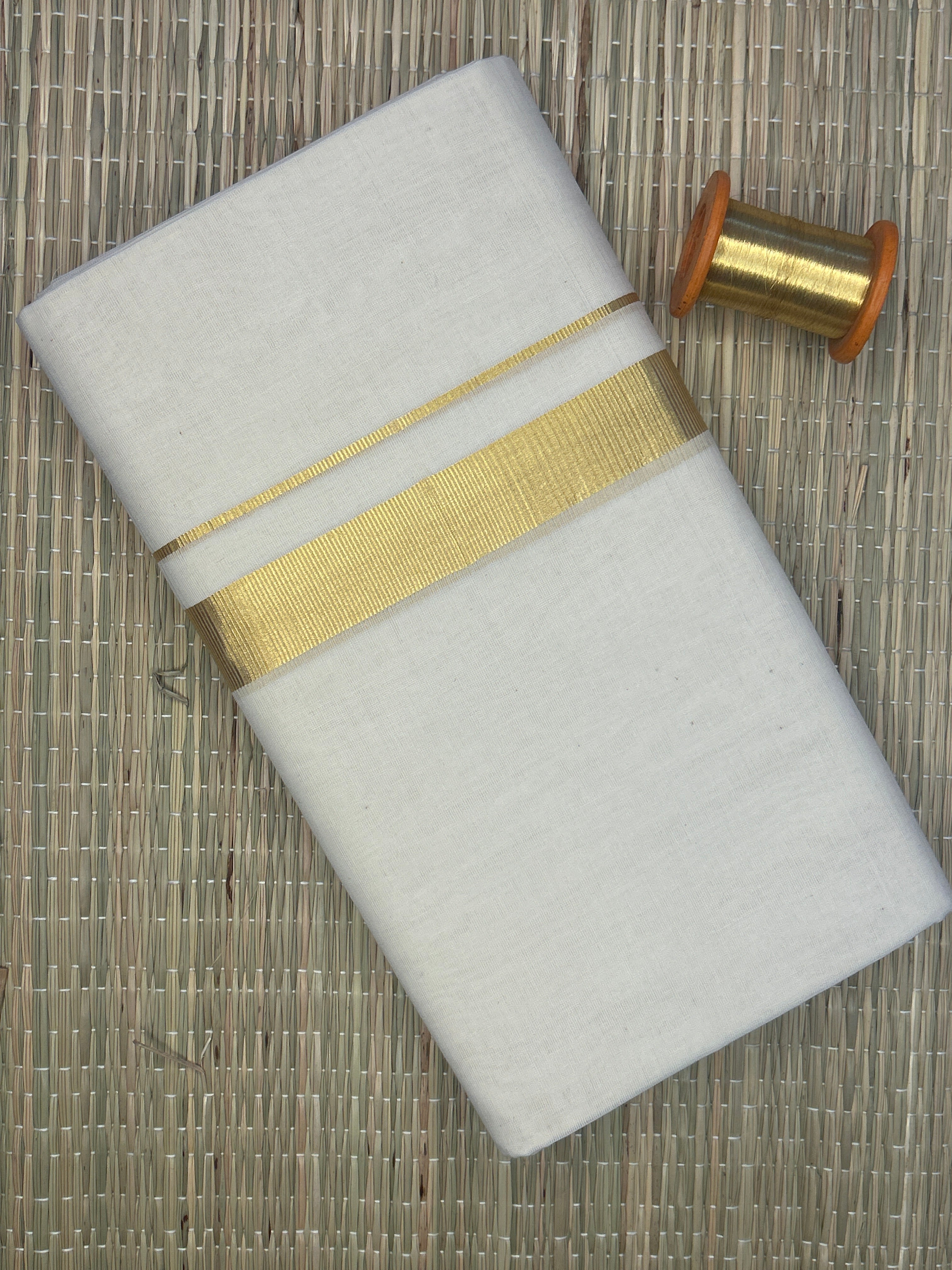 Gold Zari-White Handloom Dhothi