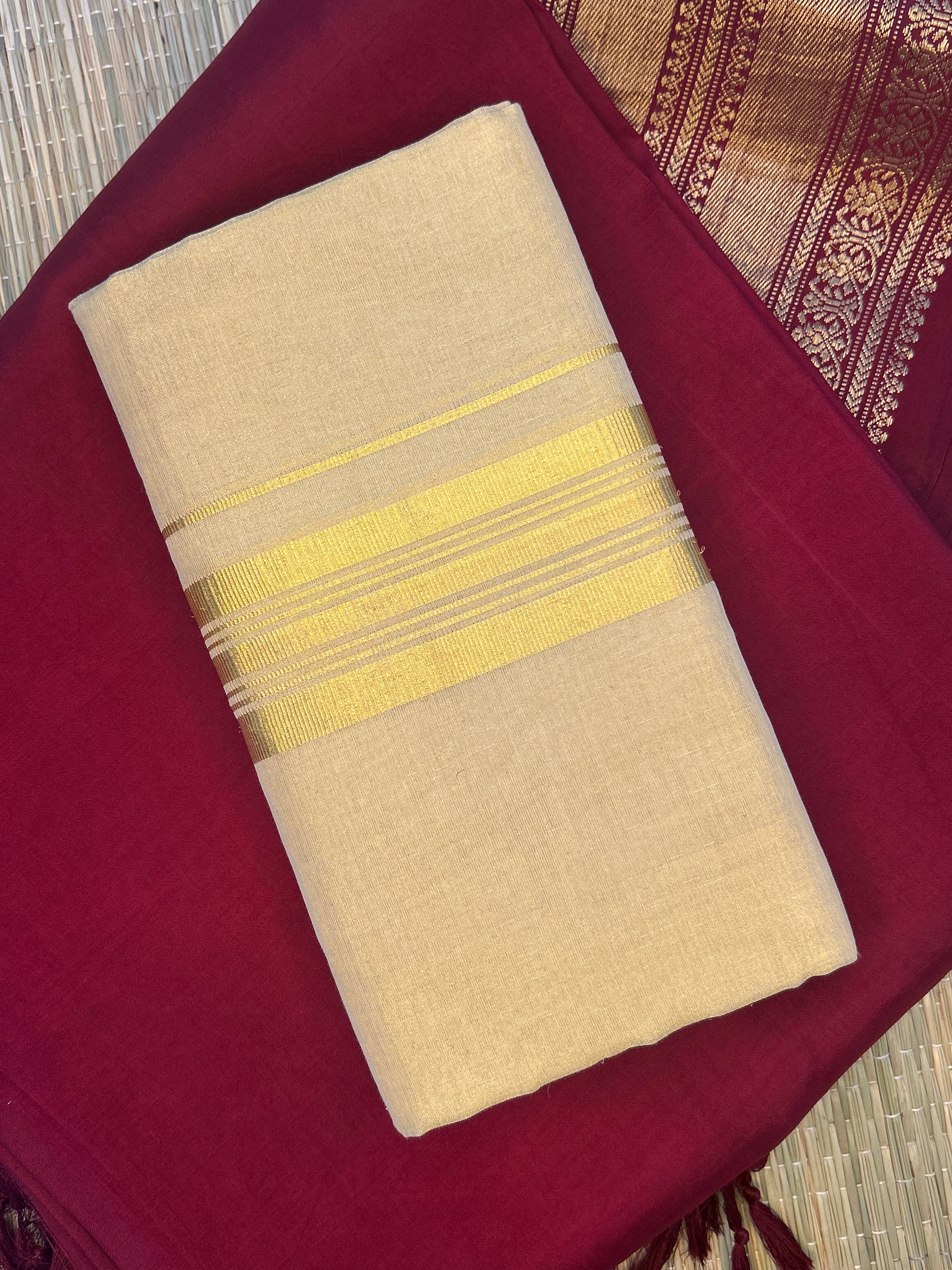 Cream Handloom Dhothi - Gold Zari