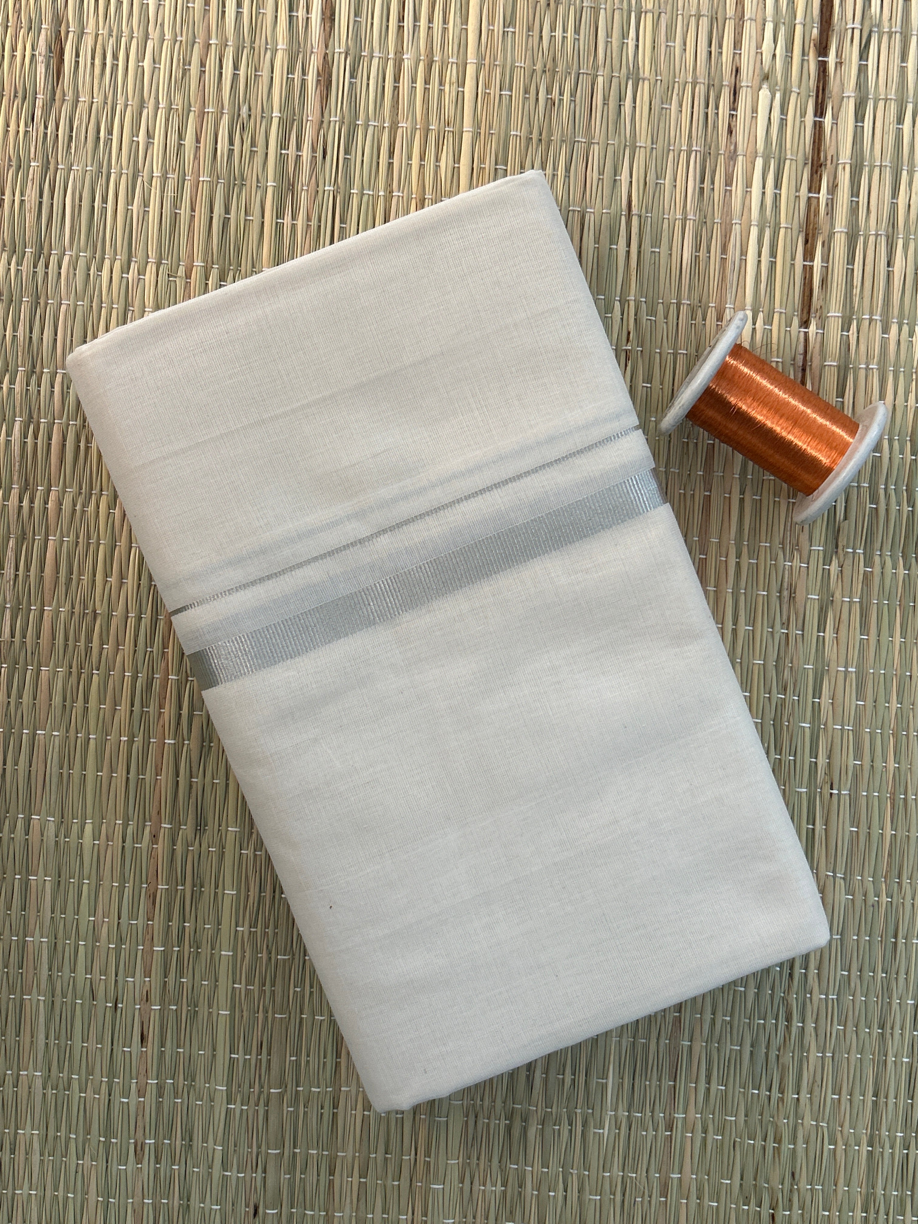 Silver Zari-White Handloom Dhothi