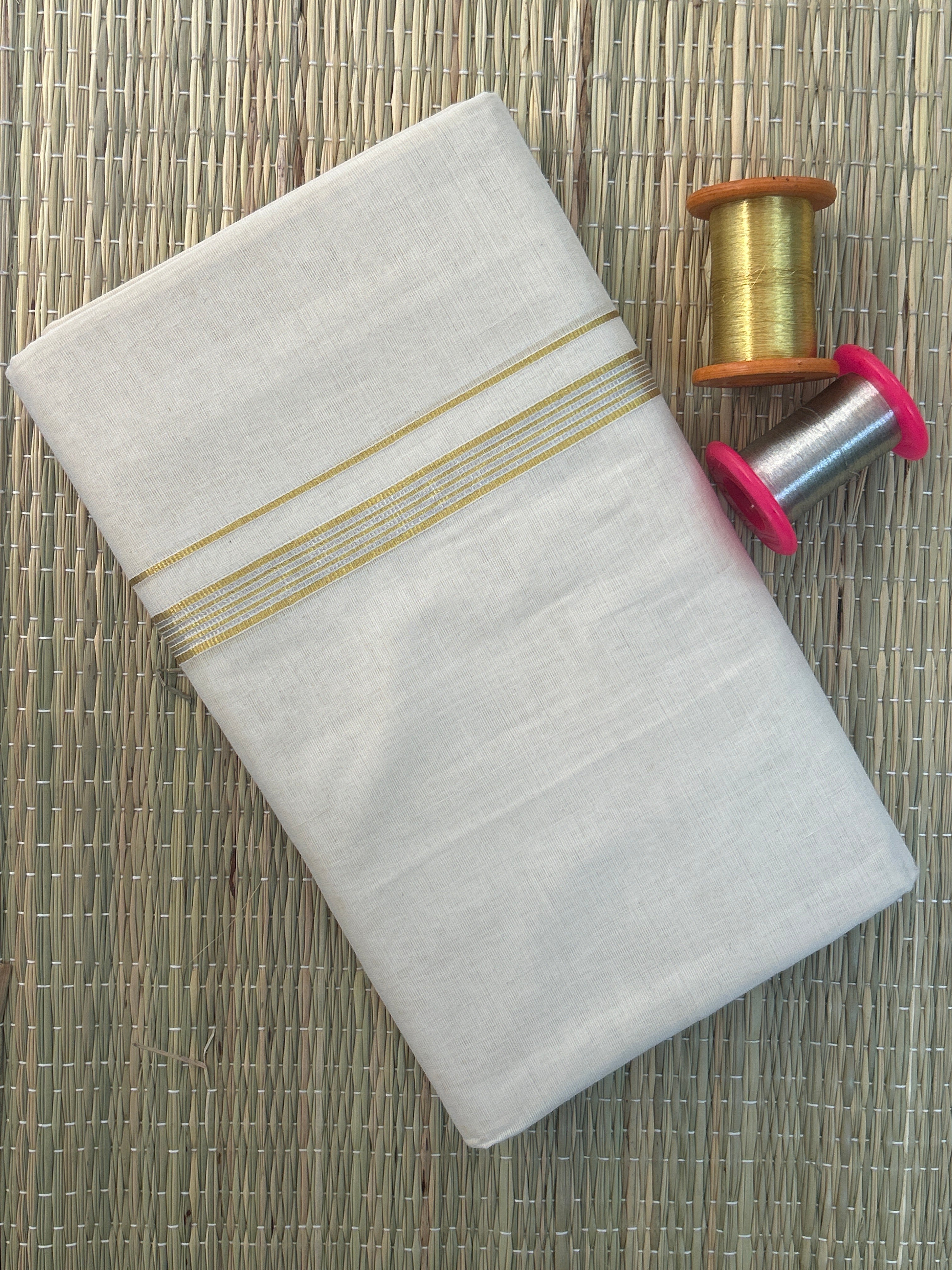 Gold & Silver Zari-White Handloom Dhothi